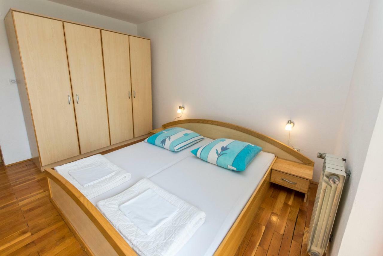 Apartments Jelka プリモシュテン エクステリア 写真